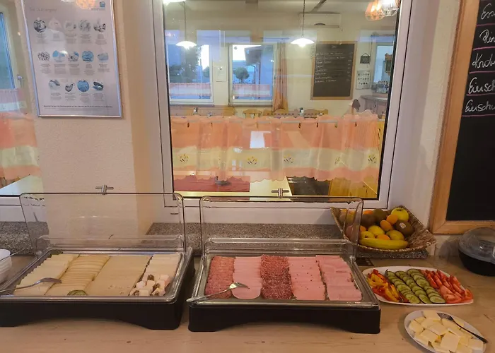 Schlafplatzl Hotel *