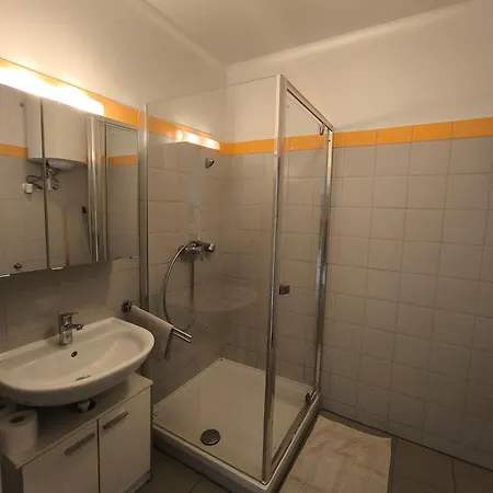 Schlafplatzl Hotel